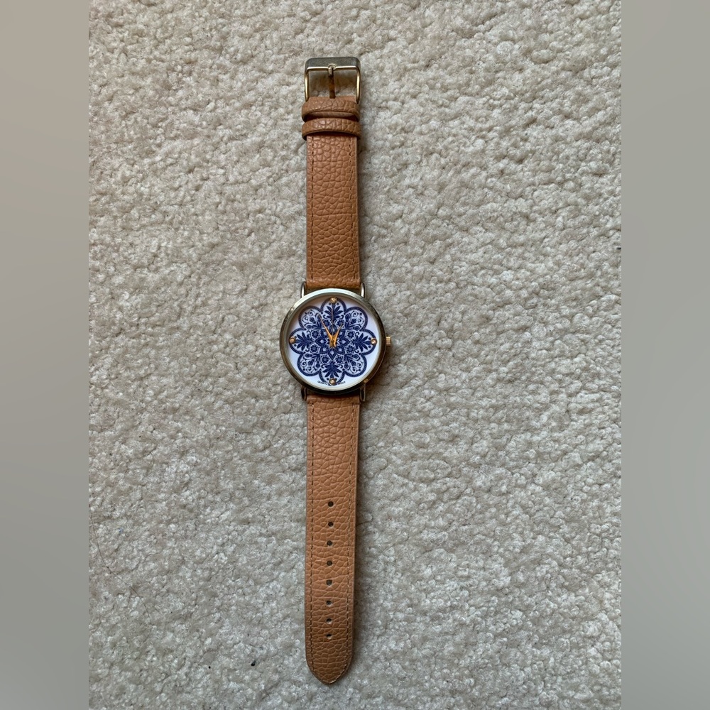 Womens floral detail leather wrist watch